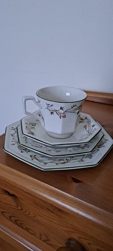 Eternal beau set cups - of,