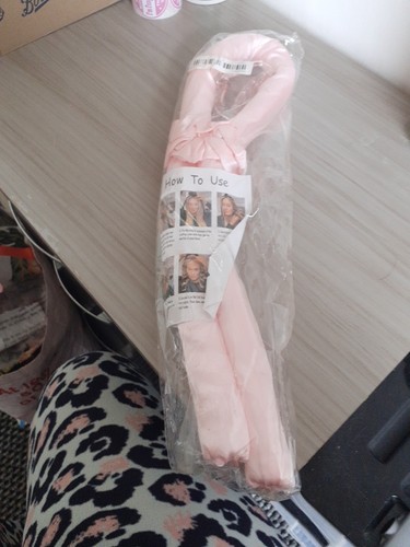 Bnwt pink satin heatless - pink,