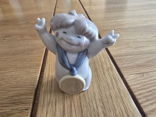 Nao cheeky cherubs 26 - nao,