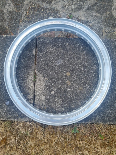 Super rare borrani - super, rim