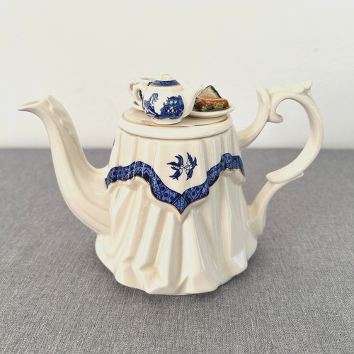 Paul cardew novelty - cardew, teapot