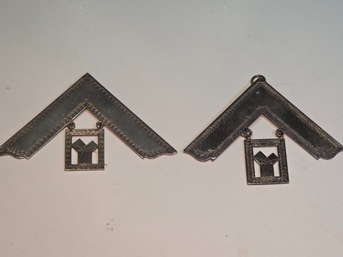 1970s past master collar - master,