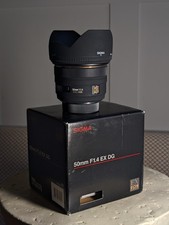 Sigma 50mm f/1.4 EX DG HSM