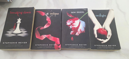 The twilight saga book - twilight,