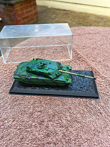 Diecast military tank model - military, uk
