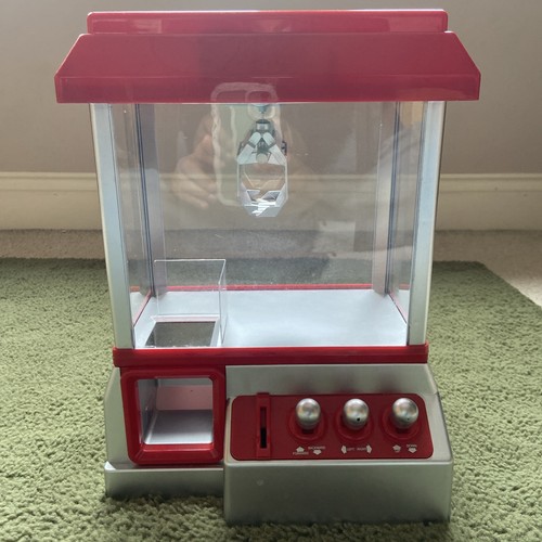 Candy grabber machine toy - machine, claw