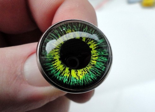 Unusual yellow eye - unusual, domed
