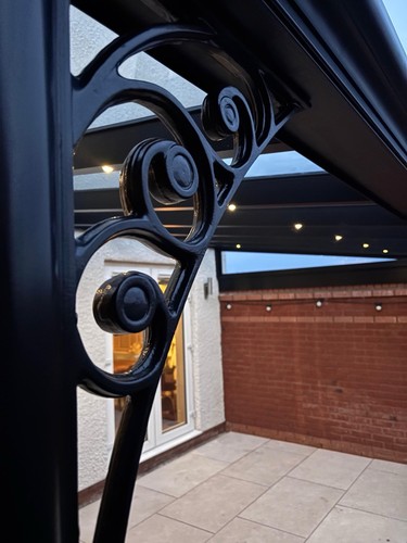 Traditional veranda - traditional,