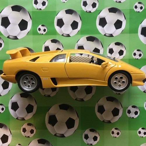Burago 1990 lamborghini - 1/18,