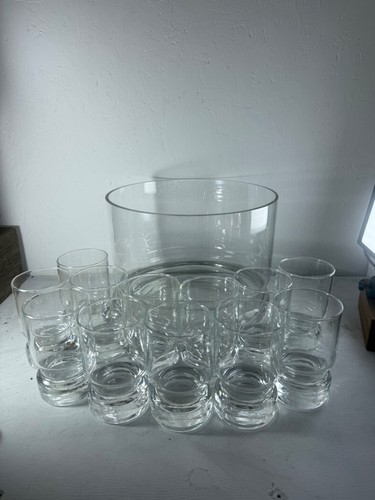 Looks lke dartington crystal - lke,