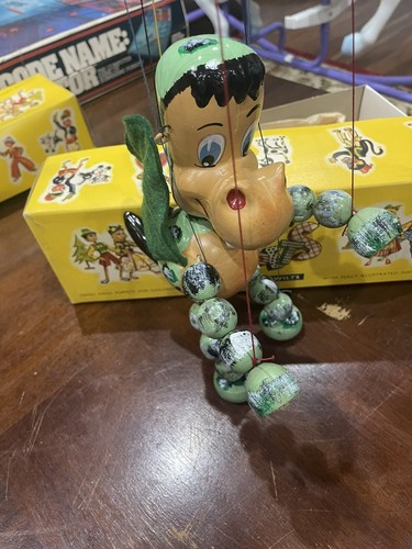 Vintage pelham puppets - pelham, in