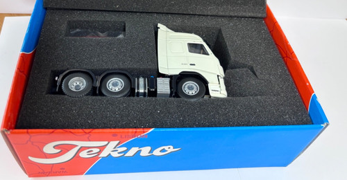 Tekno 3700b volvo fh03 6x2 - fh03,