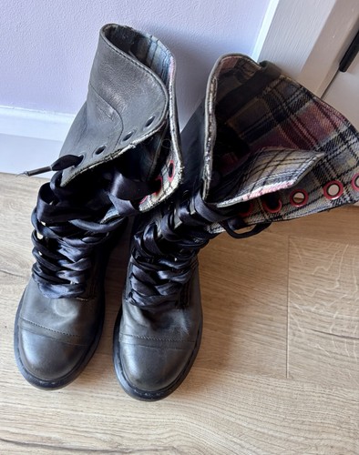 Martens triumph olive green - triumph,