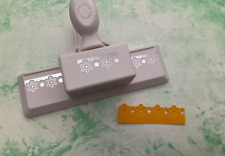 Martha Stewart Border Edge 2 in 1 emboss Snowflake & Star Punch Card