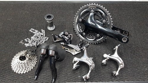 Shimano 105 triple groupset - triple, in