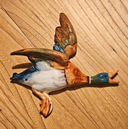 Beswick england 596 flying - england, 596-3