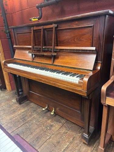Circa 1919 - 🎹, 🎵
