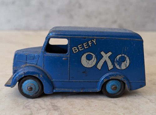 Dinky toys trojan cwt van - toys,