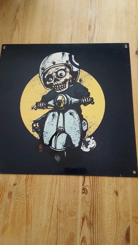 Skeleton scooter x 12 - 12", 12"