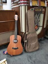 Baby Taylor BT2 Acoustic Guitar with Soft Case