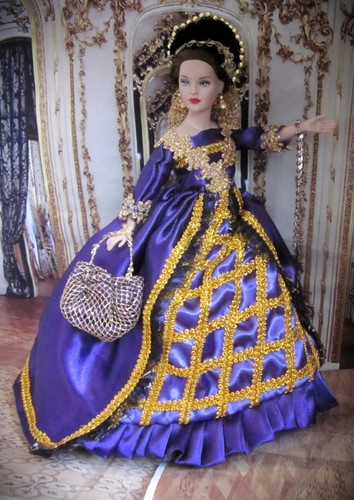 Fashion doll anne boleyn - doll, as