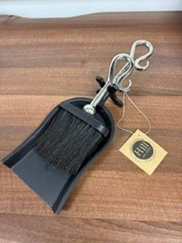 Fire scuttle and hearth - scuttle,
