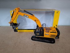 Britains 43044 JCB JS330 Tracked Excavator 1:32 Scale Diecast Model.