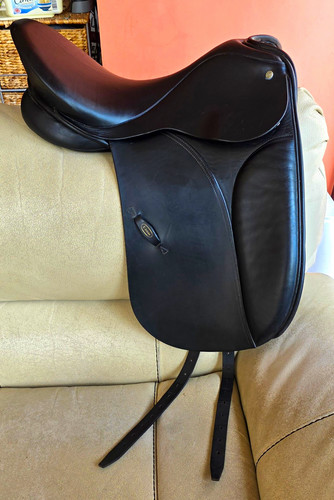 Jeffries dressage saddle - jeffries,