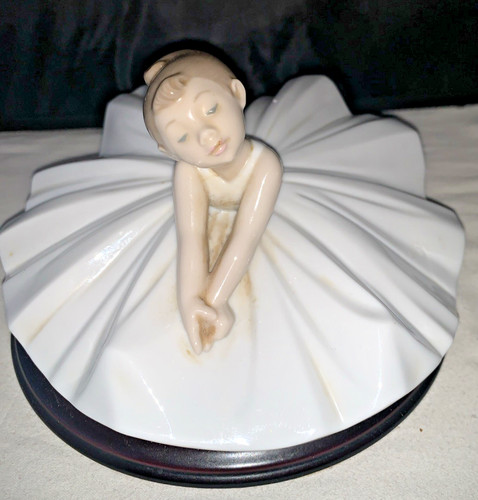 Nao lladro dance - nao,