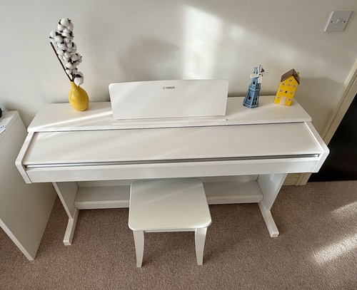 Yamaha arius ydp - ydp-145, white