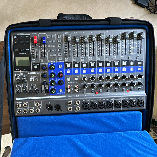 Zoom livetrak 12 - livetrak, 12-channel