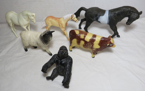 Mixed lot plastic toy - mixed, of