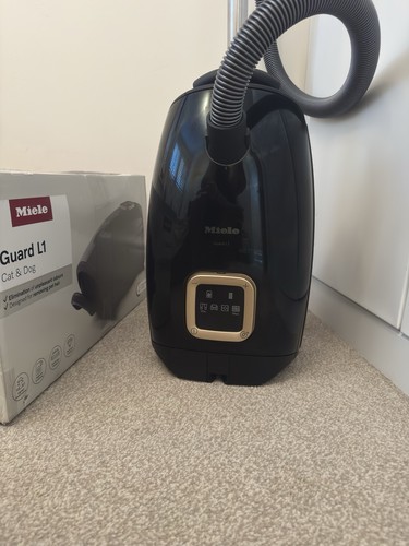 Miele guard cat dog - guard, l1