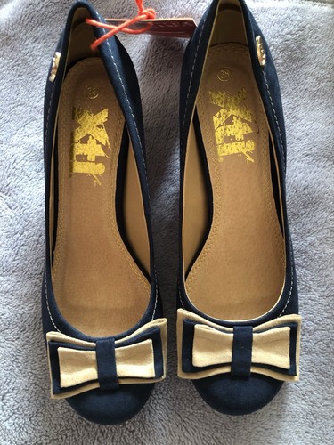 Ladies low heel - suede, navy