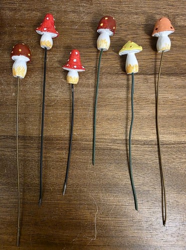 Wooden adornments miniature - 6,