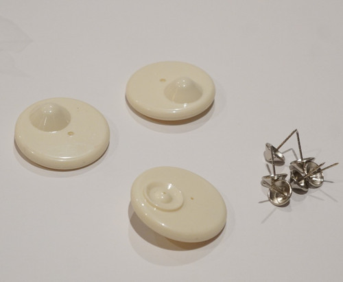 2mhz cream round - 8.2mhz, security