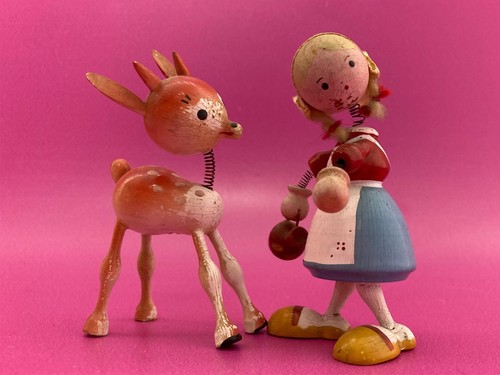 Vintage wooden goula - goula, girl