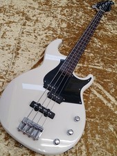 YAMAHA BB234 Electric Bass