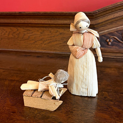 Handmade corn husk wood - handmade,