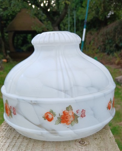Art deco white satin camphor - white,