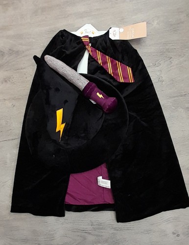 Bnwt age 6 years harry - bnwt,