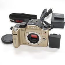 [NEAR MINT] Panasonic Lumix DMC-GH1 Mirrorless Camera Body Only - English OK