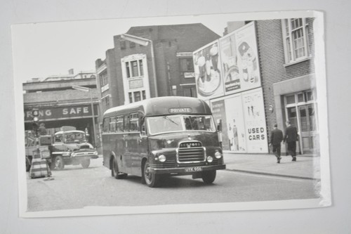 Bedford bus coach street - bedford,