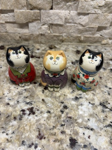 Joan bethel cat figurines - de,
