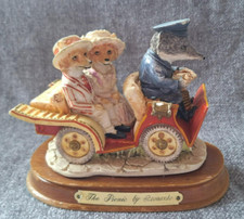 The Picnic Little Nook by Leonardo Figurine.Sir Roger & Lady Sarah Per Fox.