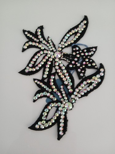 Small black diamante - small,