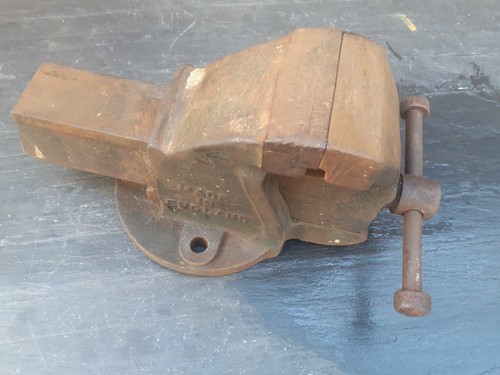 Record bench vice - no.00,