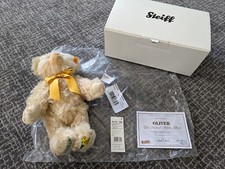 NEW Steiff OLIVER Musical