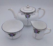 Shelley Grape and Vine Pattern