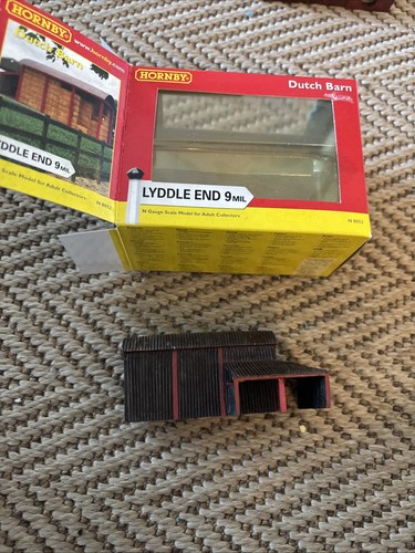 Hornby dutch barn gauge - dutch, n
